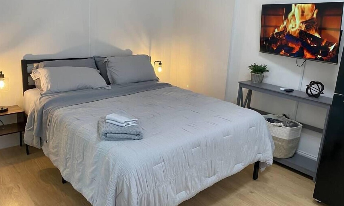 Ybor City Apartment | Chic Studio Flat in Tampa's Vibrant Cigar City