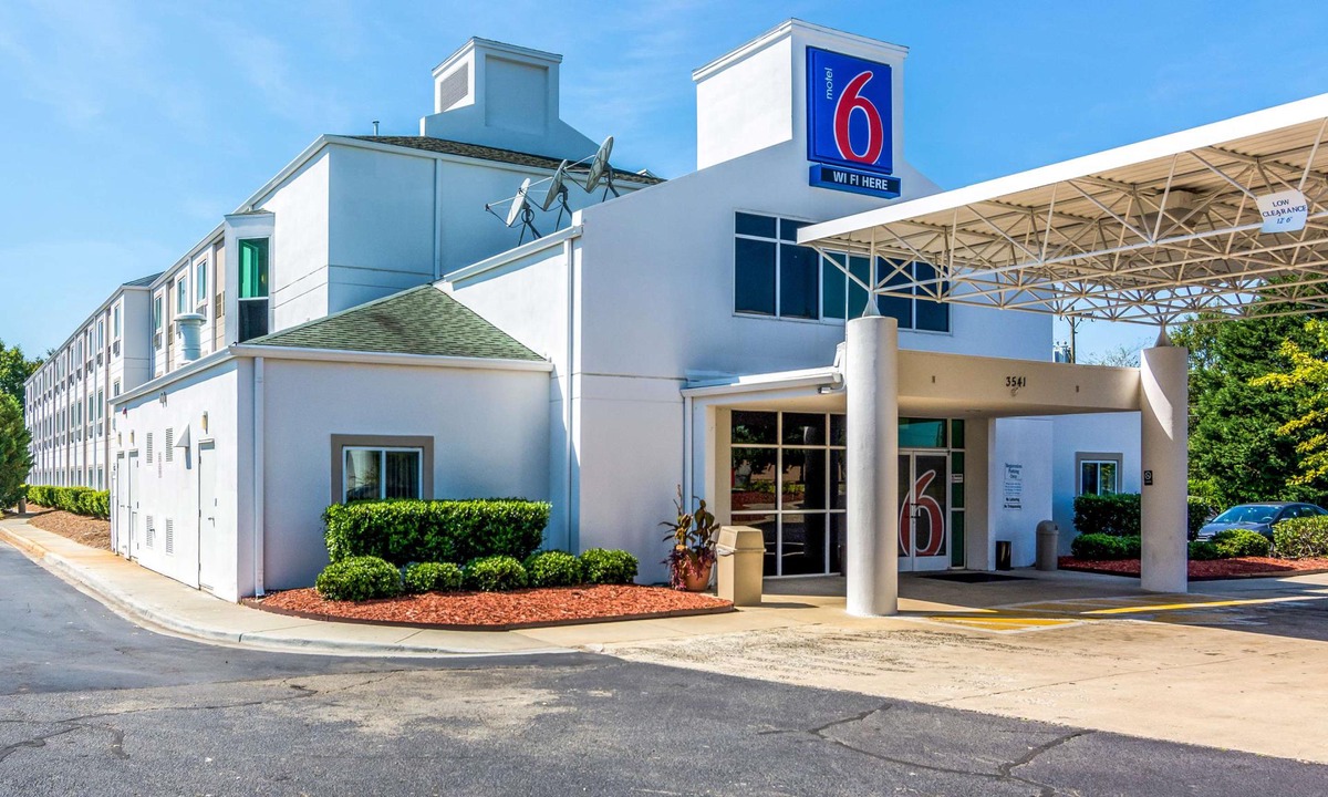 Fort Mill Hotel | Clarion Hotel Fort Mill Near Amusement Park