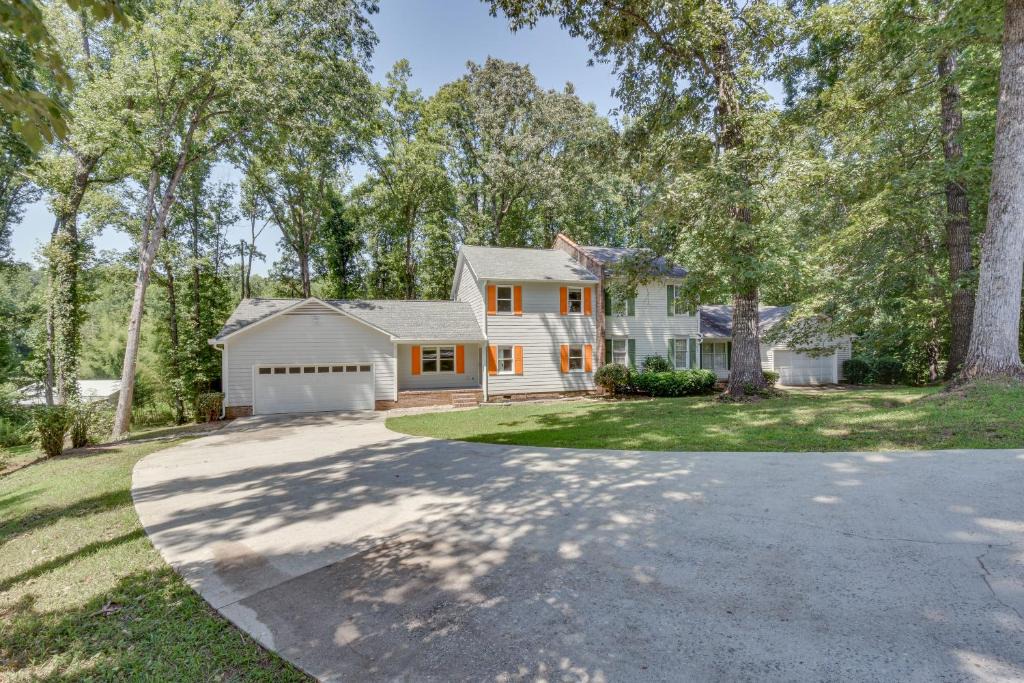 Keowee House | Clemson Weekends 3 Mi From Memorial Stadium