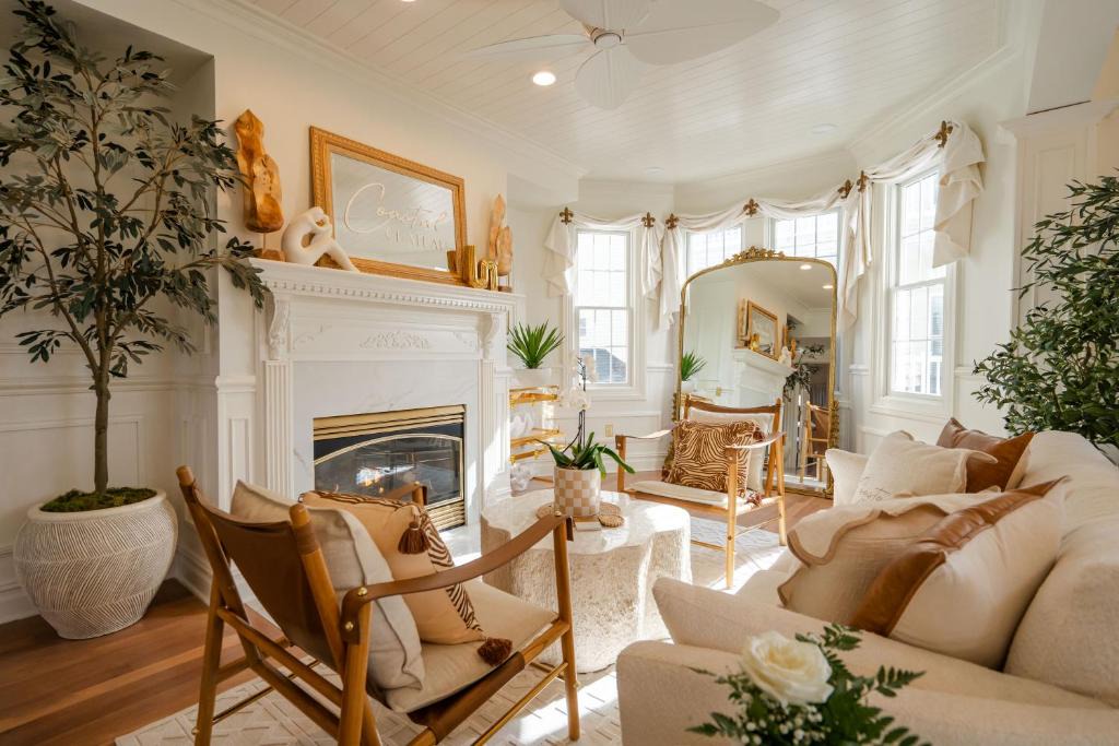 North End Hotel | Coastal Chateau