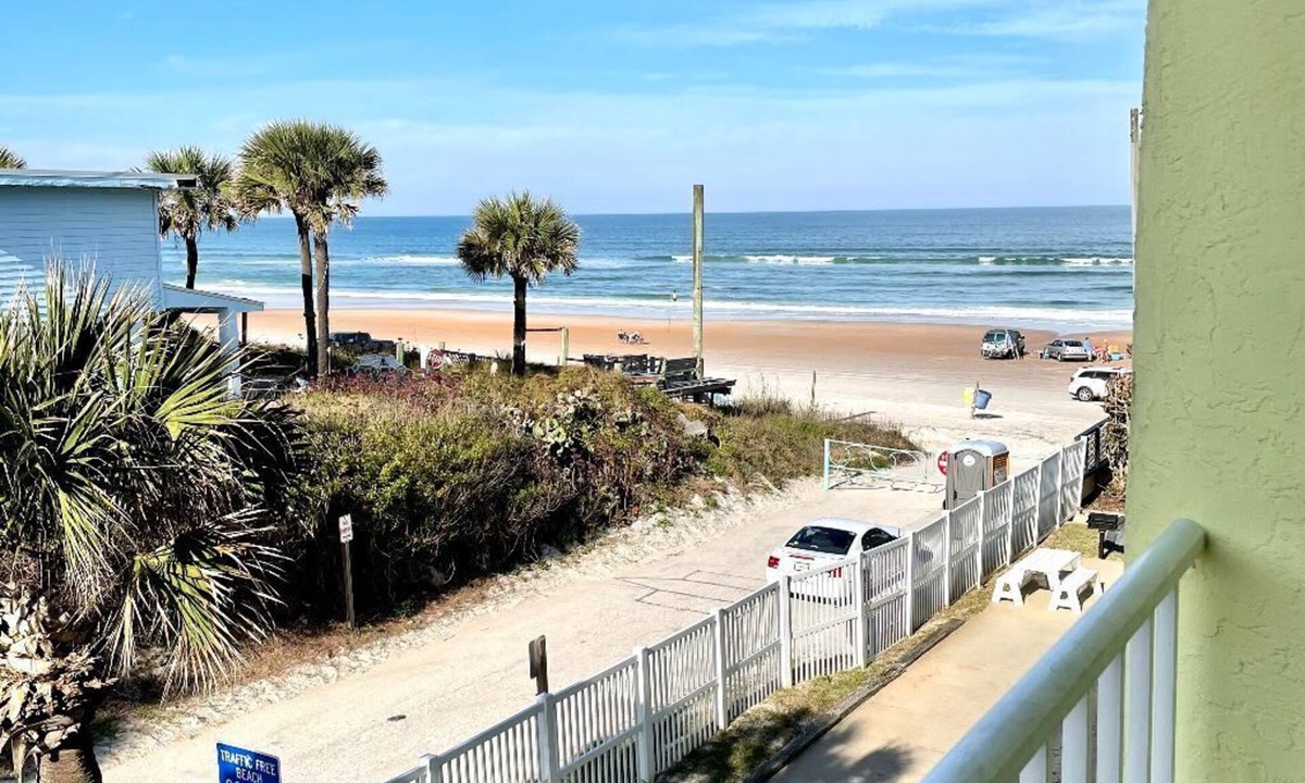 Ormond Beach Condo | Coastal Cozy - Ocean View at Symphony Beach Club