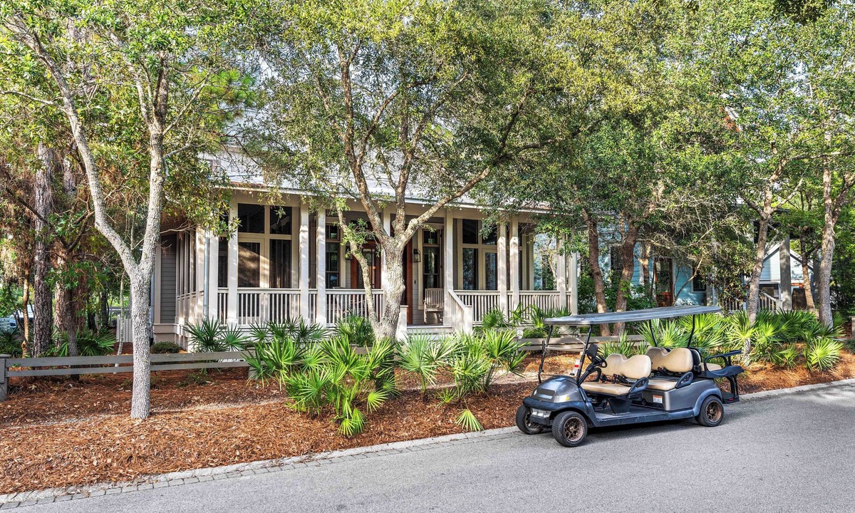 Forest District House | Coastal Elegance: with Private Pool, Bikes, Golf Cart and WaterColor Beach Club Access.