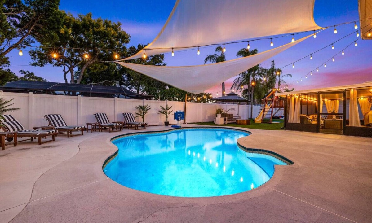 Pinellas Park House | Coastal Family Getaway w/Private Pool