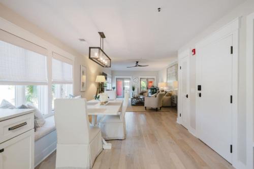 Bluffton House | Coastal Quarters Condo