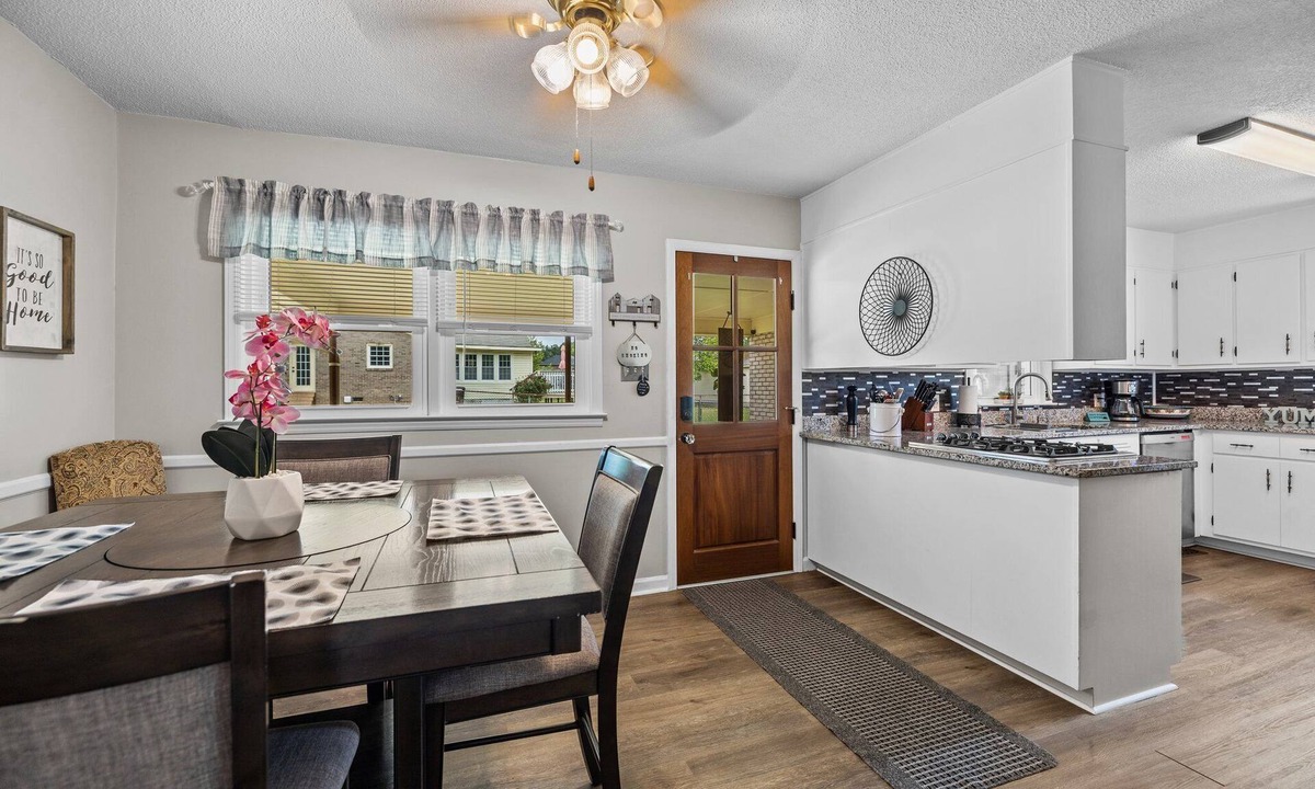 Rock Hill House | Come stay and enjoy the cozy & comfortable Frances House!