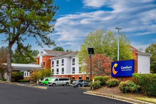 Buford Hotel | Comfort Inn & Suites Buford near Mall of Georgia