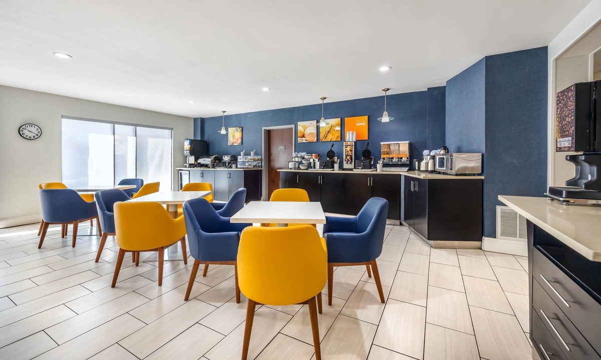 Lookout Valley Neighborhood Association Hotel | Comfort Inn & Suites Chattanooga West - Lookout Mountain