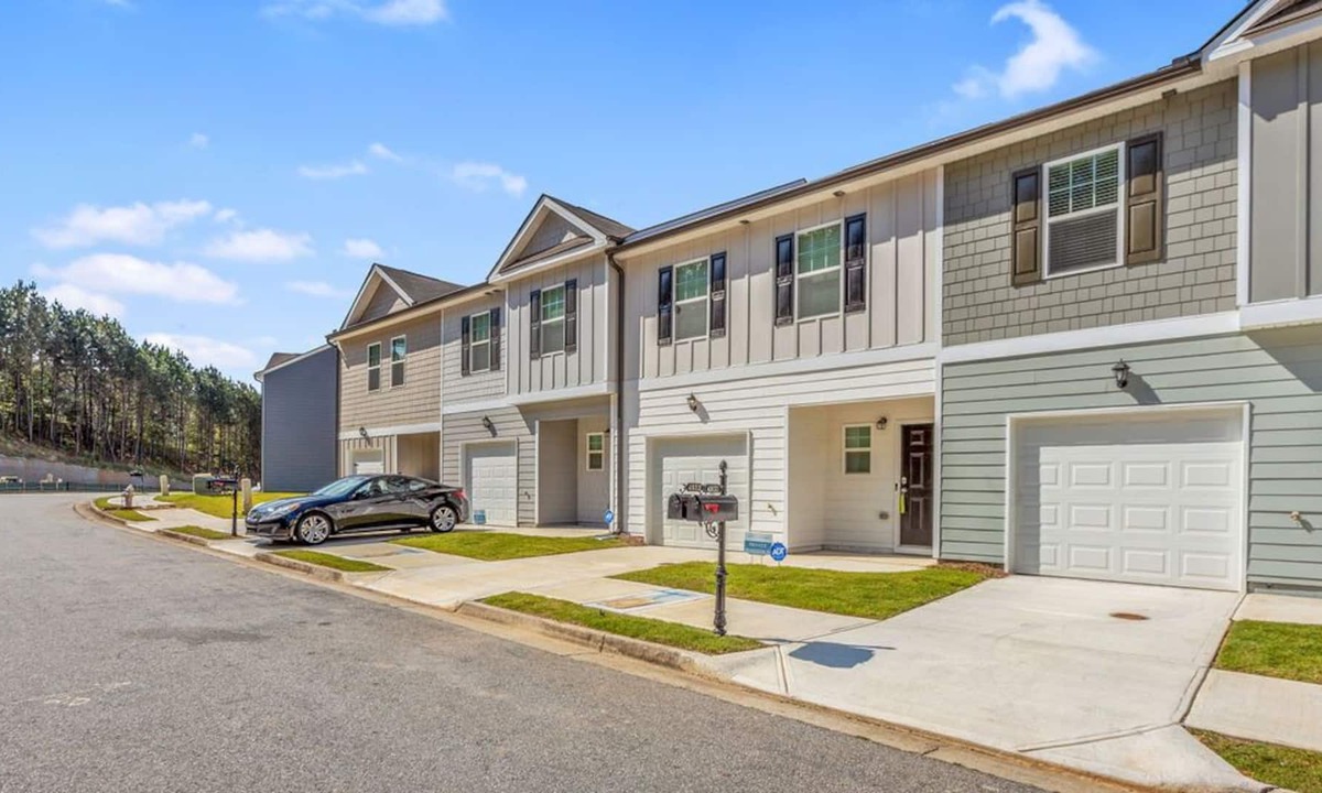 Cliftondale House | COMFORT & LUXURY LIVING MINS FROM AIRPORT