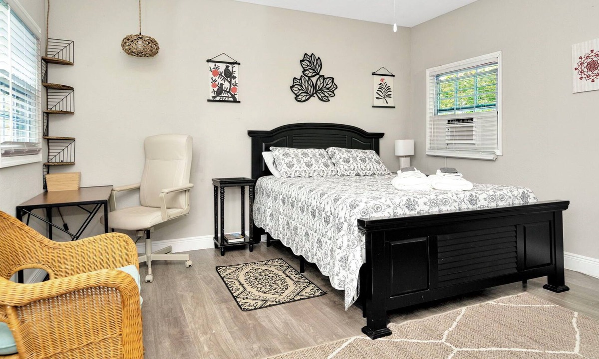 Ybor City Apartment | Comfortable and Clean Apartment in Historic VM Ybor home. Close to everything!