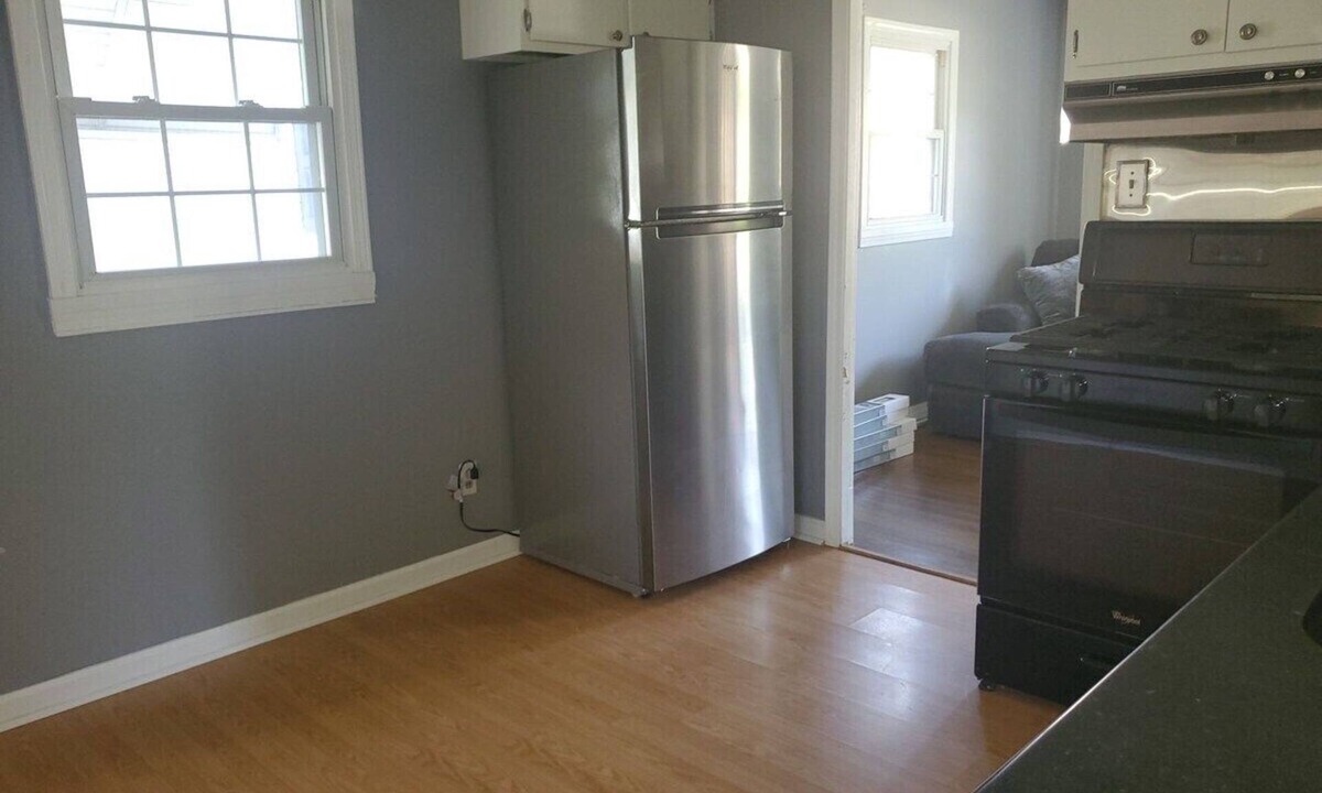 Charleston House | Comfortable Cozy Walk to Camc Hospital