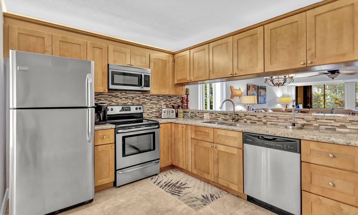 Jupiter Condo | Comfy Condo at Jupiter Bay Resort, with easy beach access