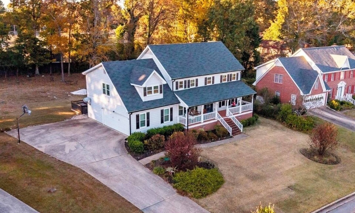 Lilburn House | Comfy, quiet 4-bedroom house in fantastic Lilburn