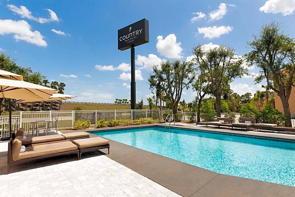Vero Beach Hotel | Country Inn & Suites by Radisson, Vero Beach-I-95, FL