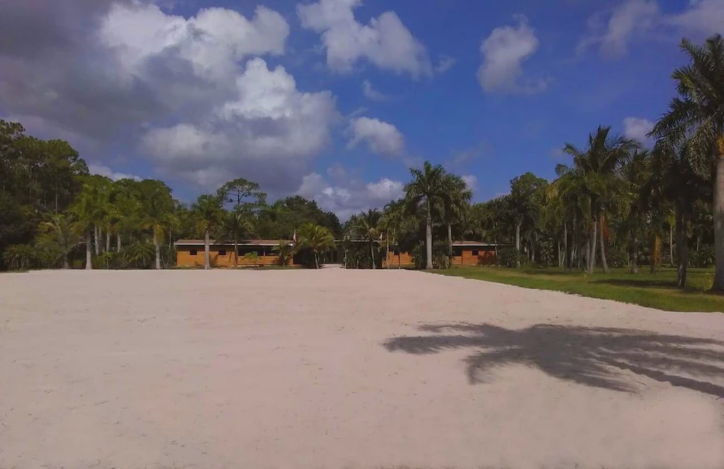 Loxahatchee Groves Apartment | Country Living 5 Minutes From Civilization 1