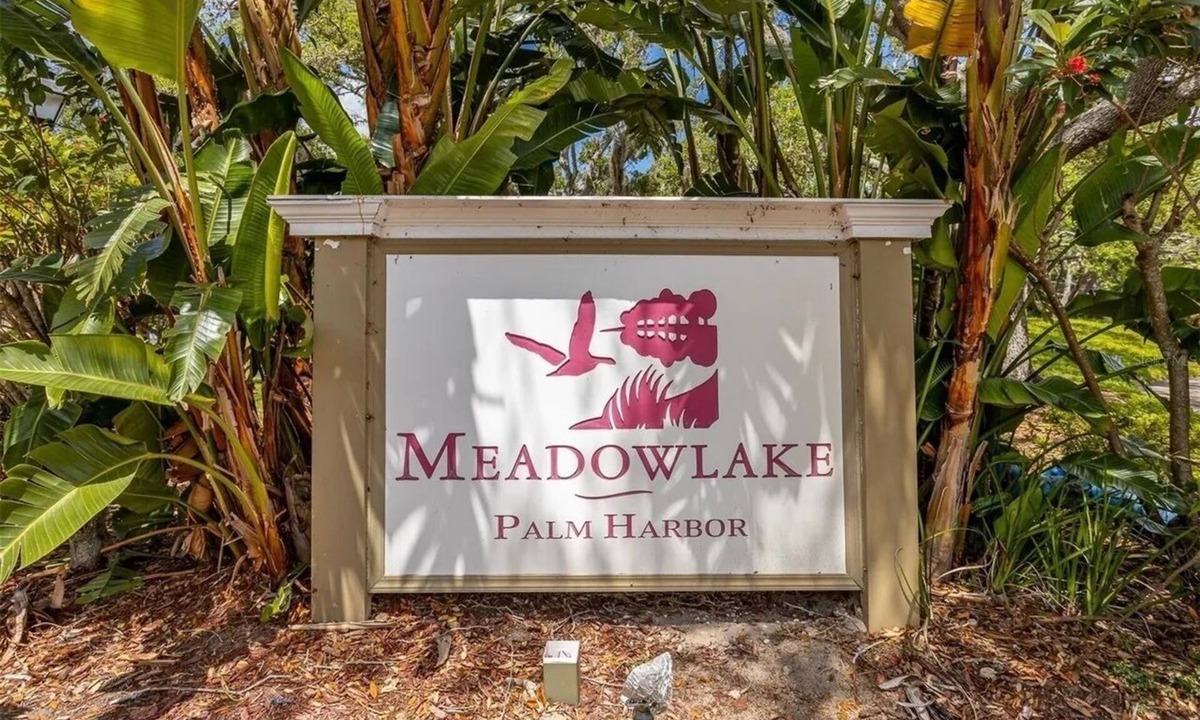 Palm Harbor Condo | Cozy 1-bedroom condo with AC and fitness room in marvelous Palm Harbor