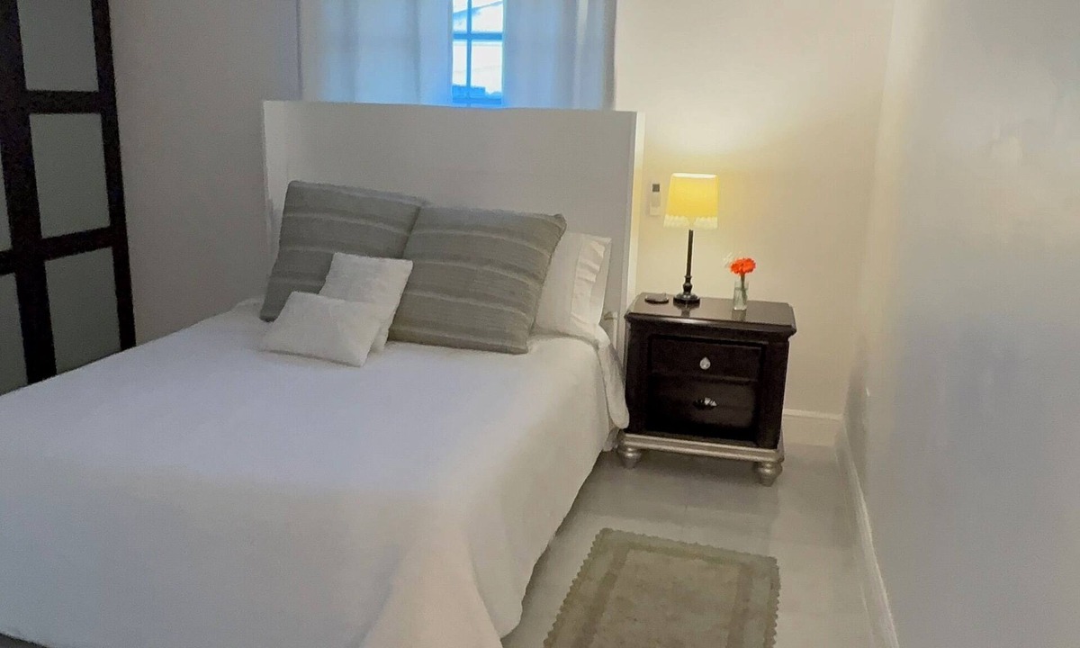 Cutler Bay House | Cozy 1-bedroom guest house in quiet Cutler Bay with AC and private yard