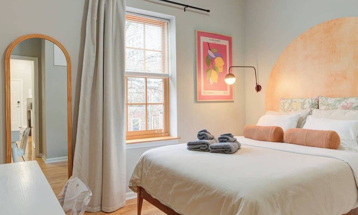 Rittenhouse Row Apartment | Cozy 1BD In The Heart Of Rittenhouse Square