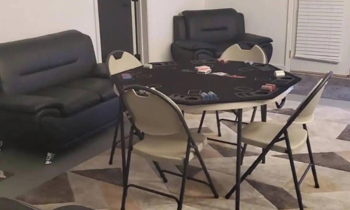 Stockbridge Apartment | Cozy 2-bedroom basement apartment