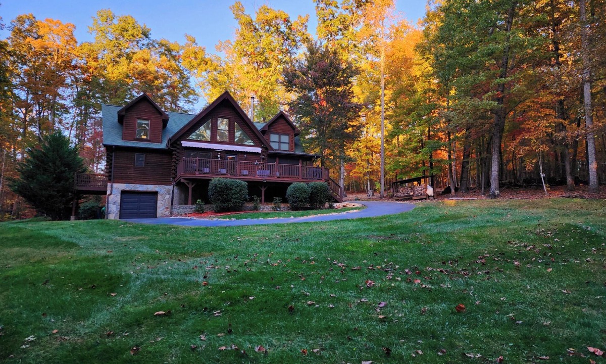 Marion Cabin | Cozy 3-bedroom cabin on 10 acres in private community