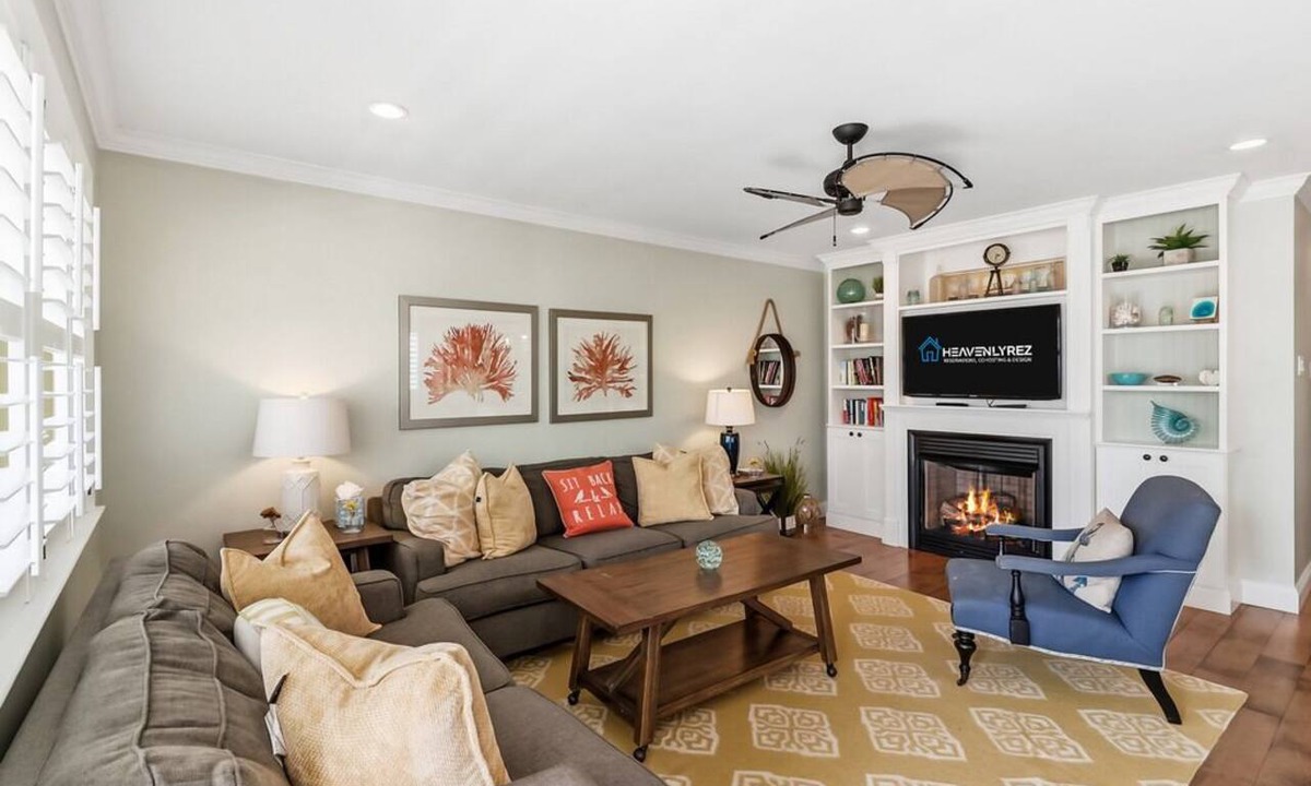 South End Condo | Cozy 3BR/2BA Condo – 5 Minute Walk to Beach & Boardwalk