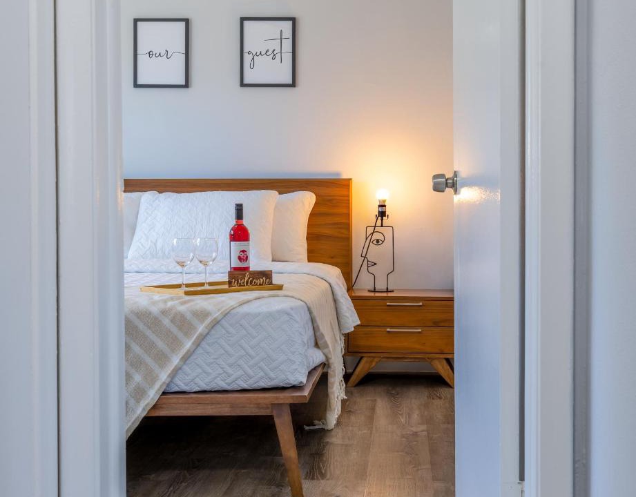 Melaleuca Gardens Apartment | Cozy AirportHouse 5 min del aeropuerto WiFi parking privado