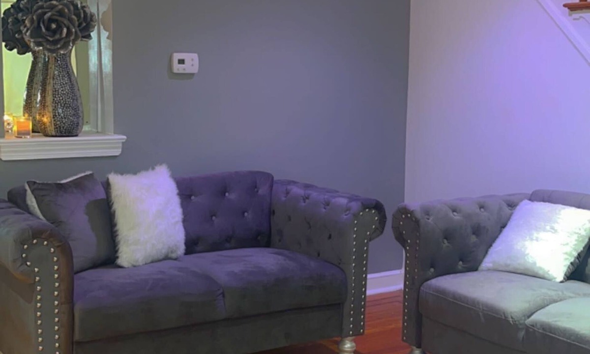 Delair House | Cozy and Comfortable in the Northeast. Nurses and Teachers are welcome.