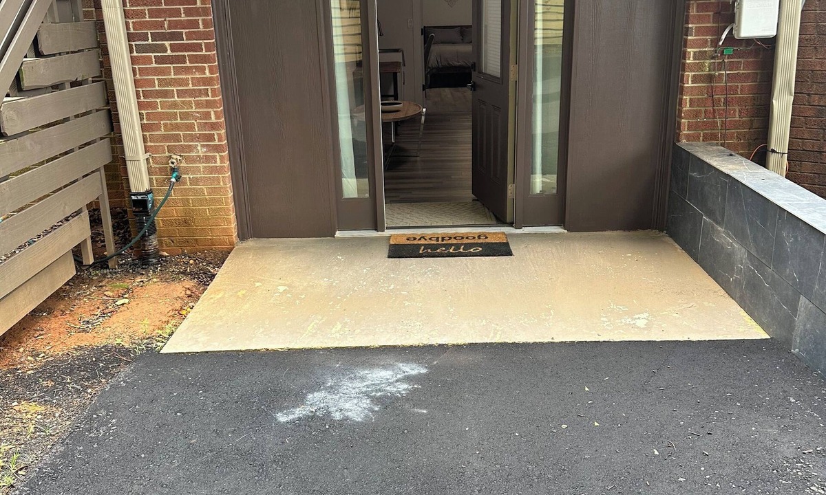 Conover Apartment | Cozy apartment in delightful Conover with AC, WiFi