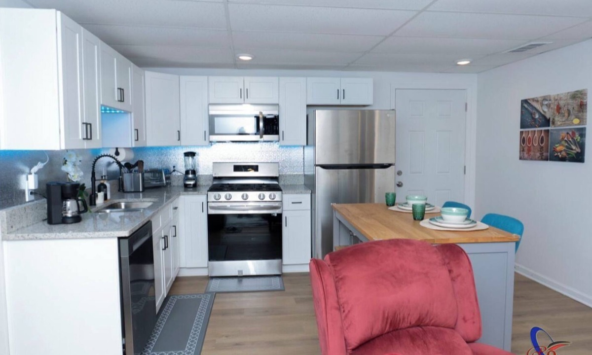 Austell Apartment | Cozy Basement Apartment!
