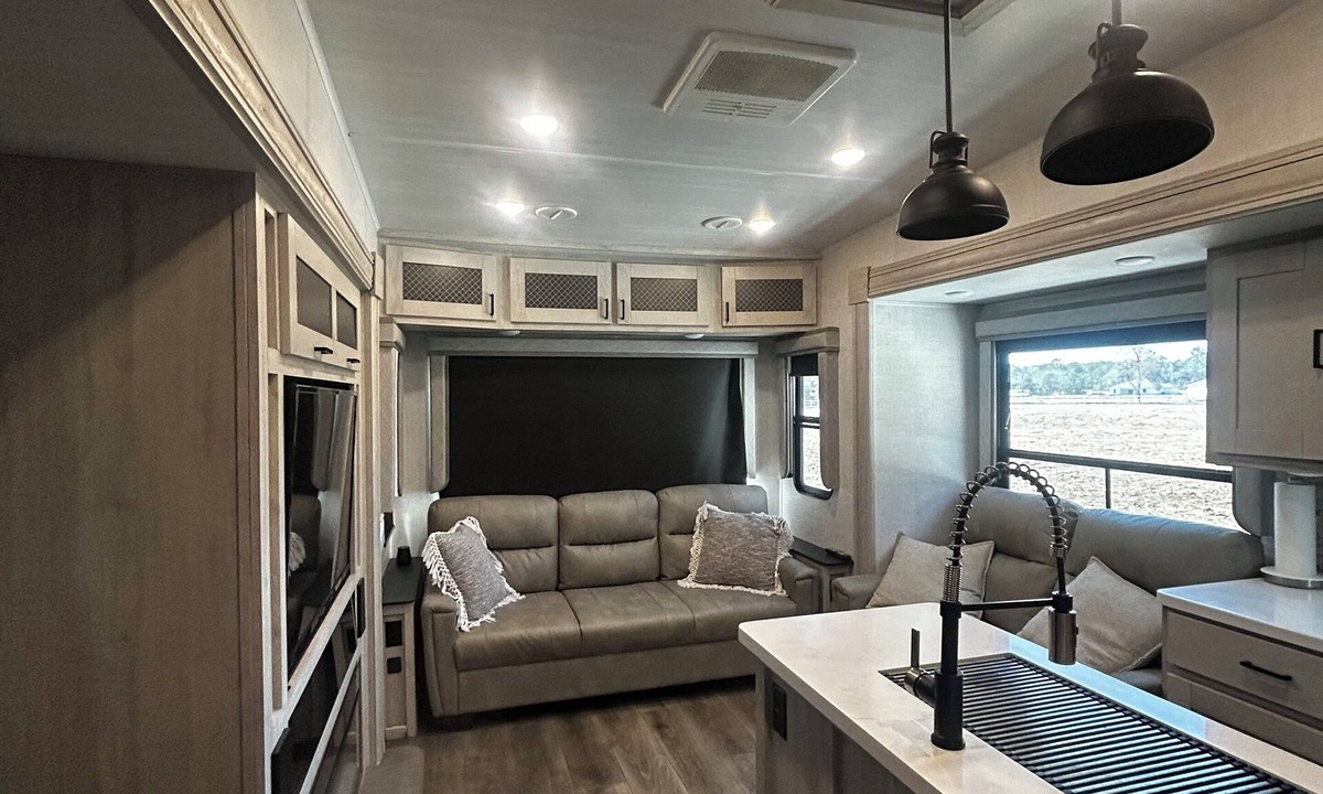 Yulee RV Rental | Cozy Camper on a mini farm with marsh front views!
