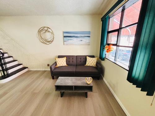 South Philadelphia House | Cozy Corner Home Stay