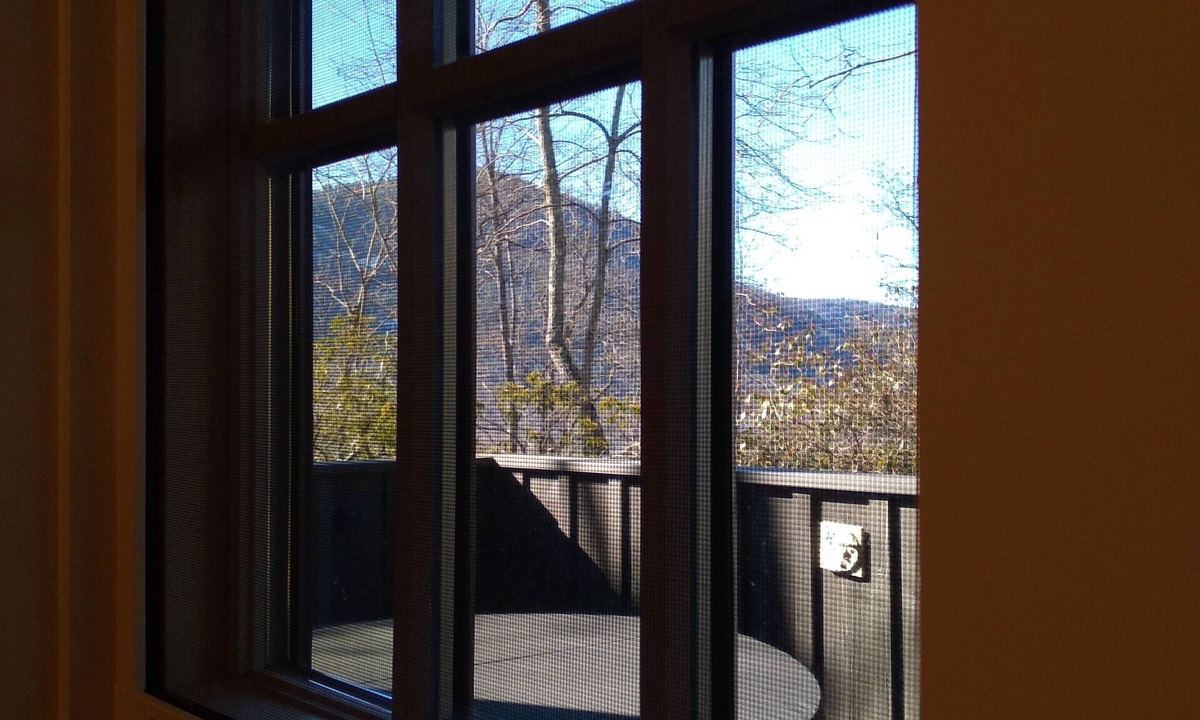 Cashiers Cottage | Cozy Cottage Apartment with Spectacular Views and Hot Tub