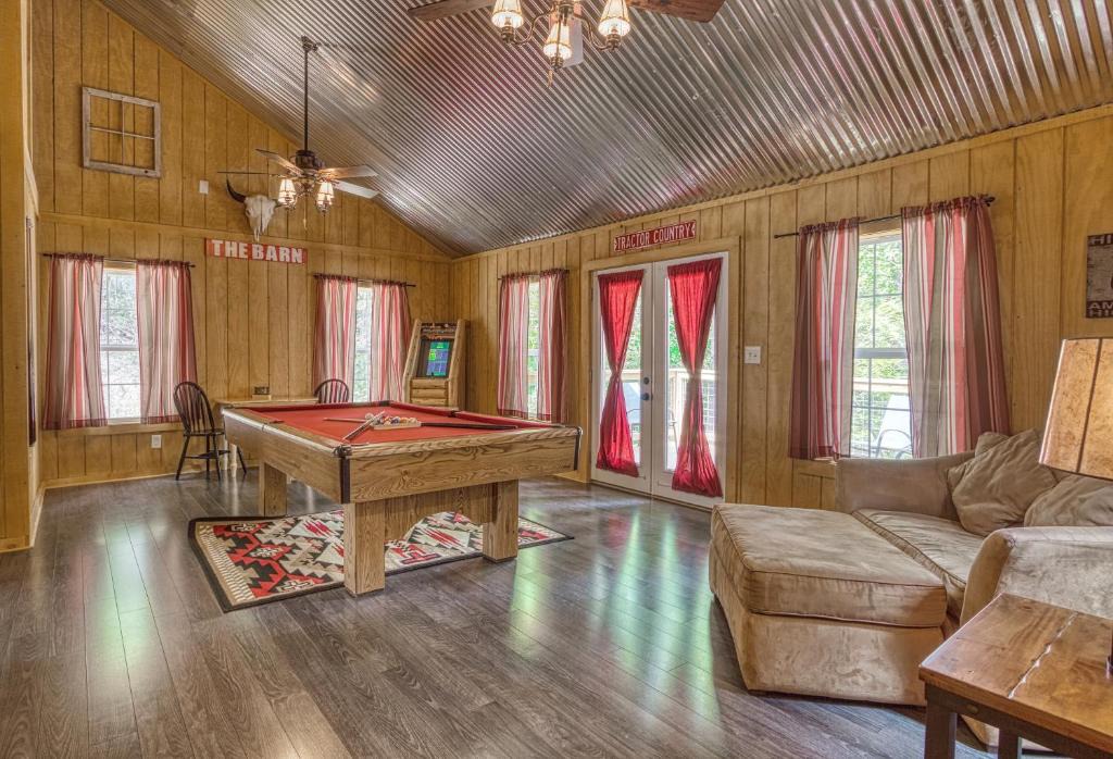 Sevierville House | Cozy Cub