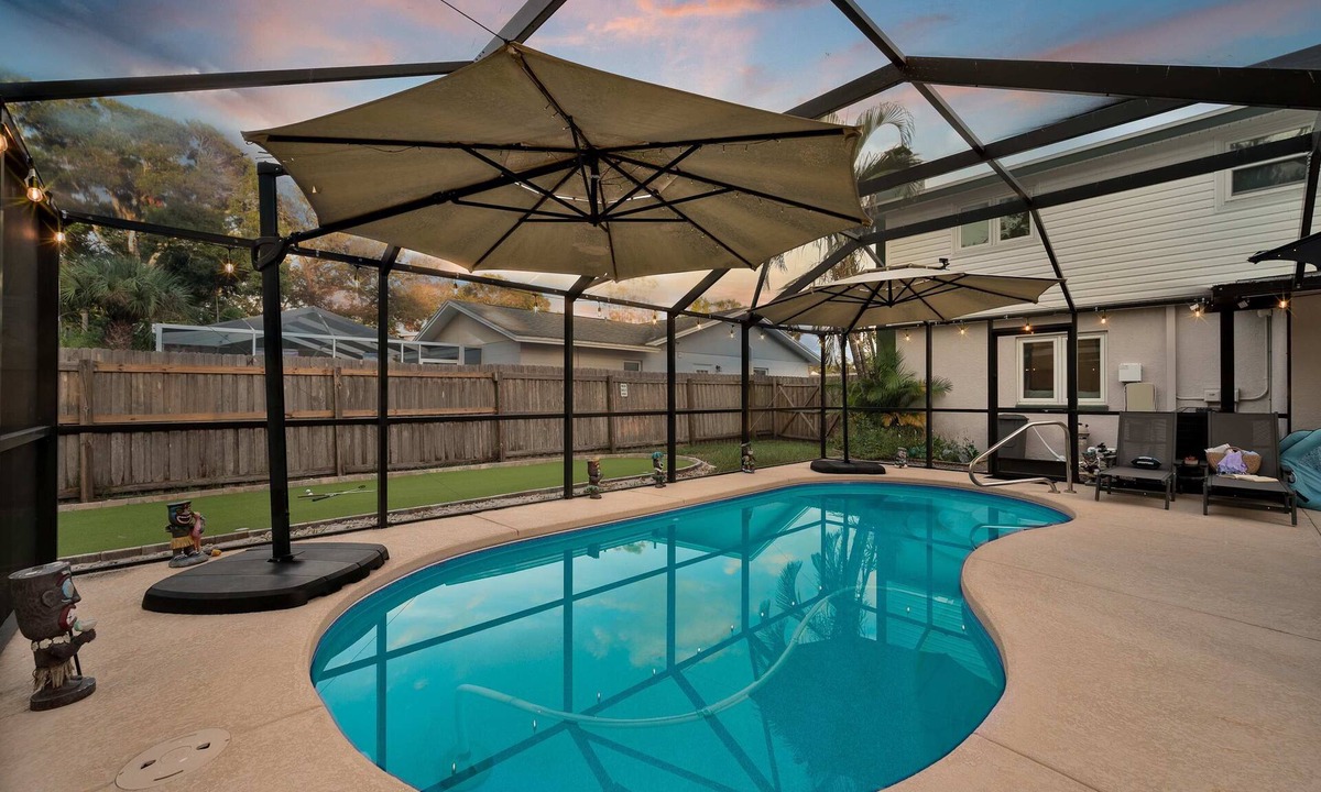 Boca Ciega Ridge House | Cozy home w/private pool & backyard fun