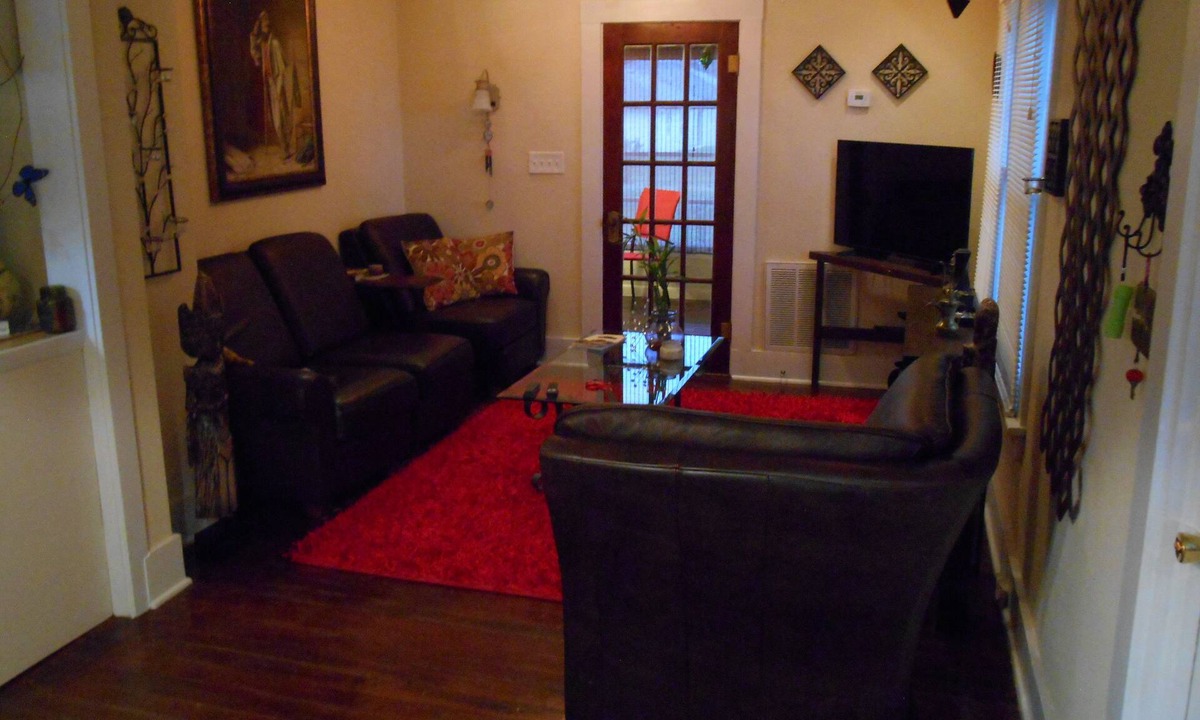 Howey-in-the-Hills Apartment | Cozy Howey-in-the-Hills apartment, just 45 minutes to Disney World attractions!