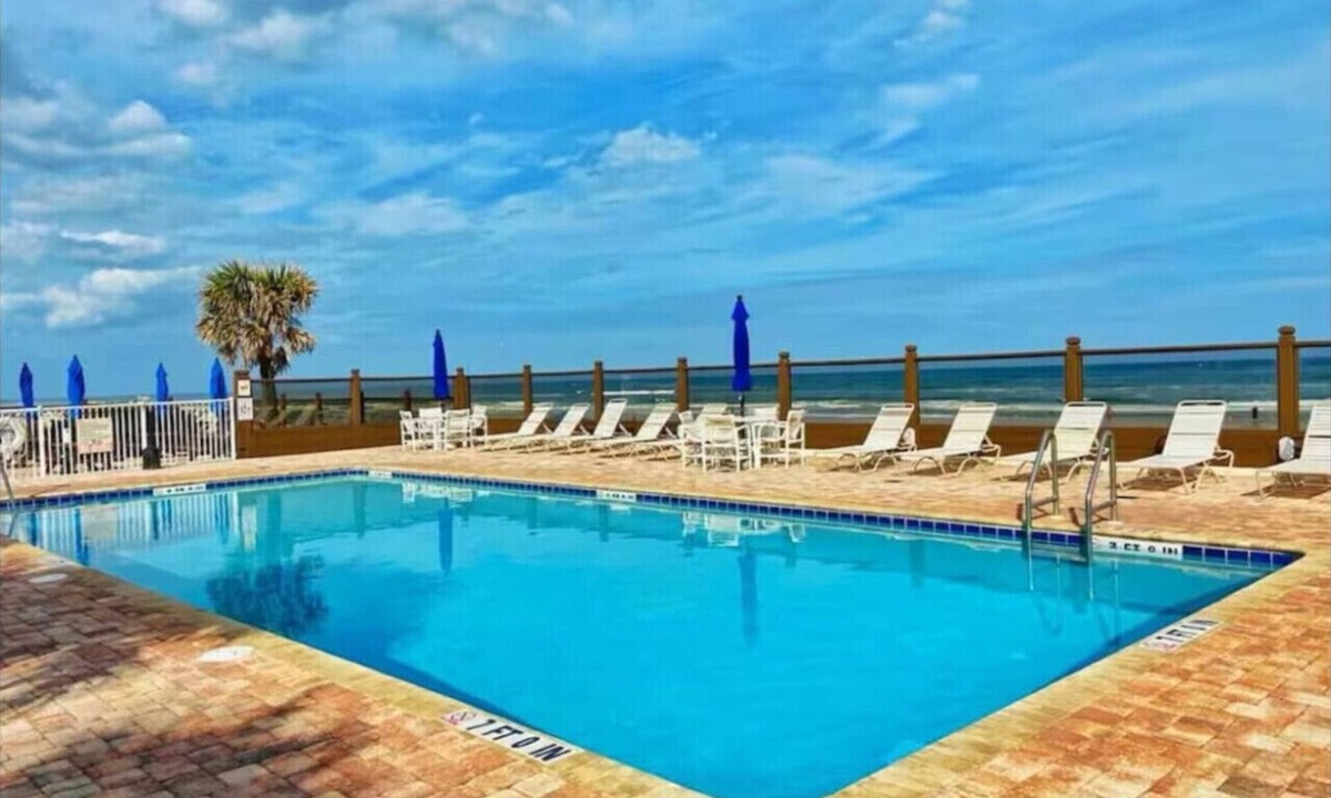 Ocean Dunes South Apartment | Cozy Oceanview Studio in Daytona