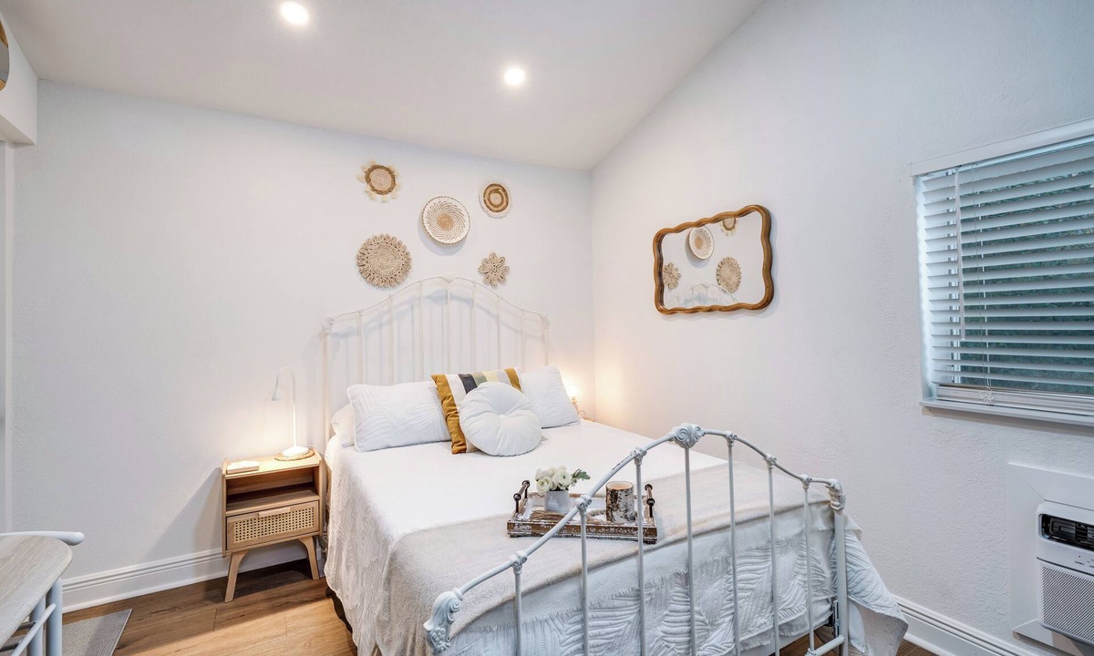 Miami Springs Apartment | Cozy Studio Just 5 Minutes from Miami Airport! Comes with 1 Free Parking Space.