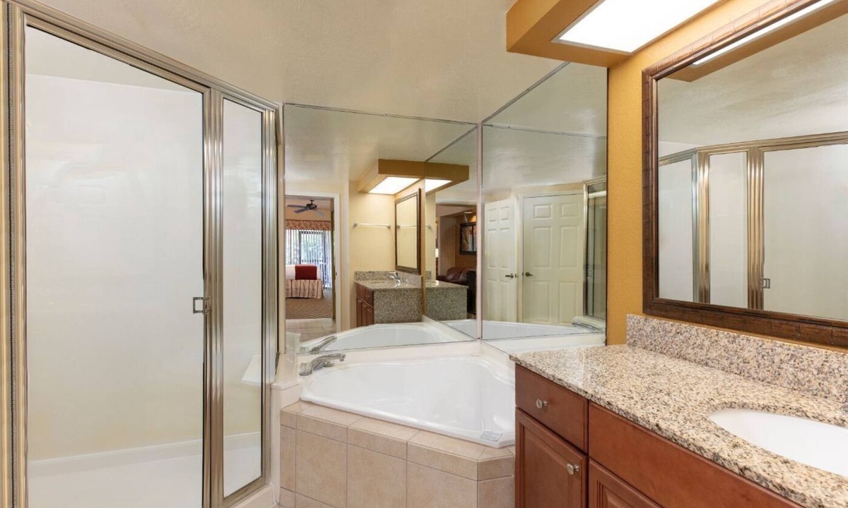 Florida Central Atlantic Coast Apartment | COZY Studio private condo at LAKES Resort near UNIVERSAL STUDIOS