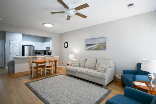 Lexington House | Cozy Townhouse in Lexington