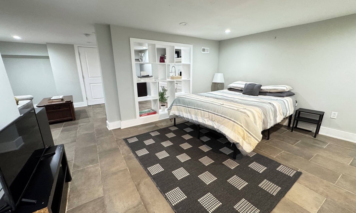 Brookland Apartment | COZY Updated Basement in DC Near Metro