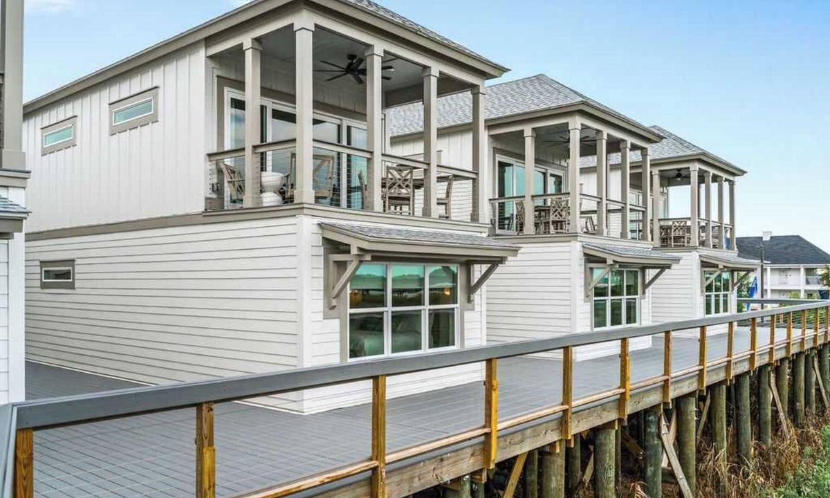 Georgetown House | Creekside Villa w. Pool + Boat Slip