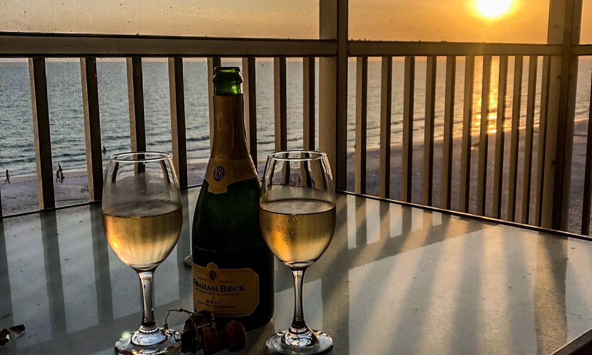 Crescent Arms | Siesta Key