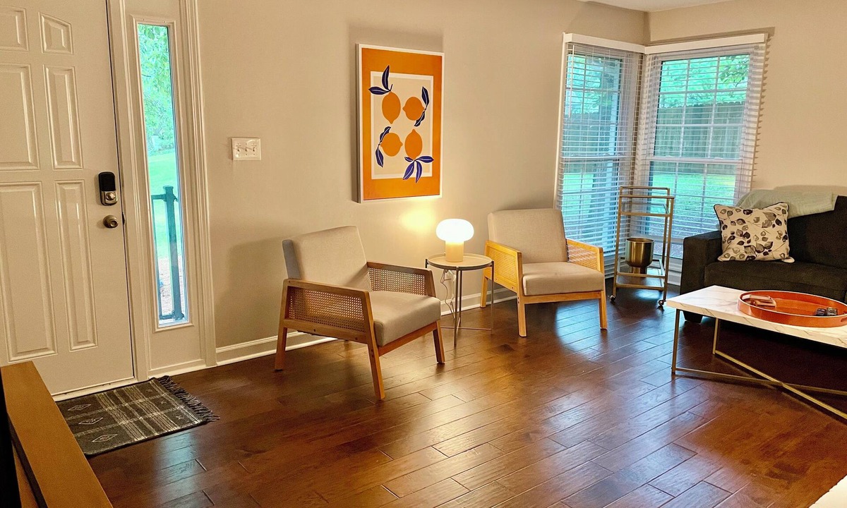Madison Park House | Cute 3 BR near South End and South Park pet friendly!