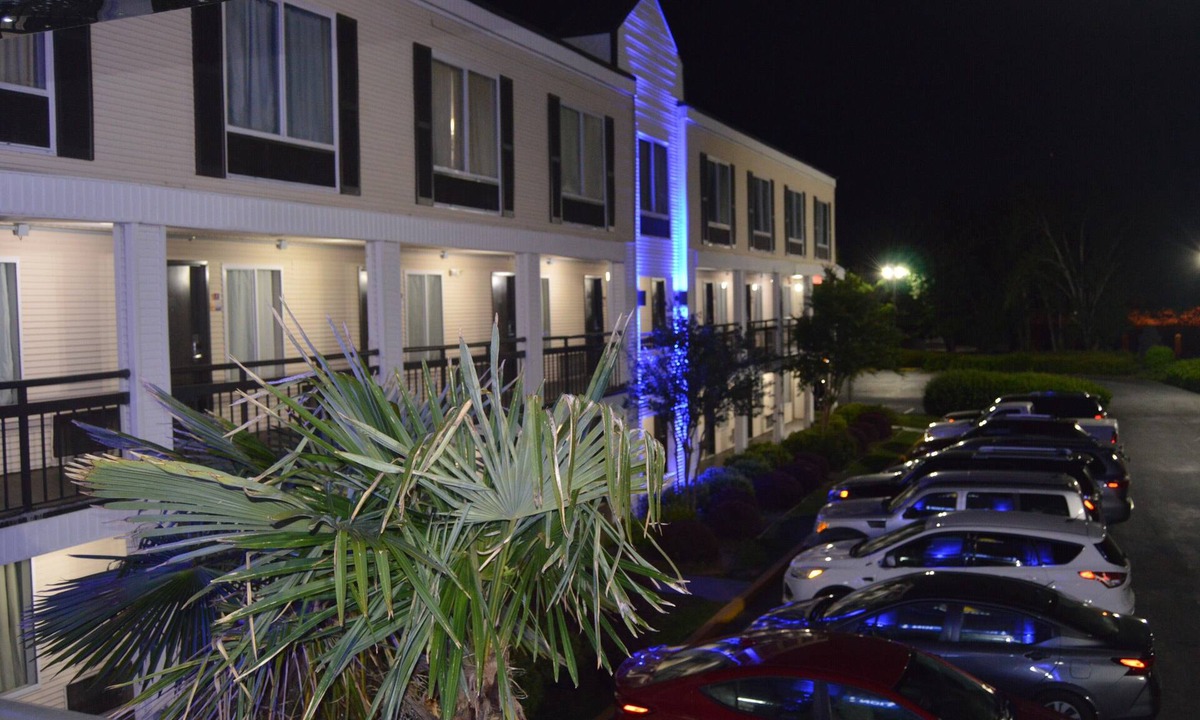 Marietta Hotel | Days Inn by Wyndham Marietta-Atlanta-Delk Road