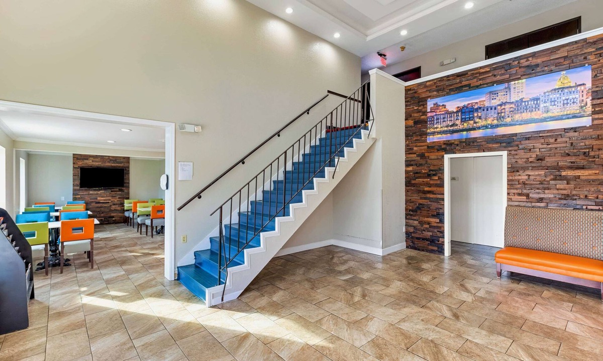 Fleming Hotel | Days Inn by Wyndham Savannah Gateway I-95