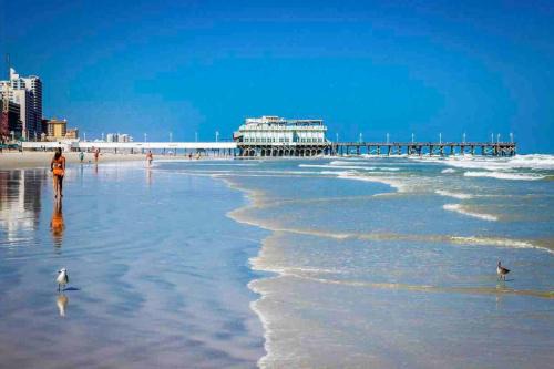 Daytona Beach Apartment | Daytona Beach Family Vacay