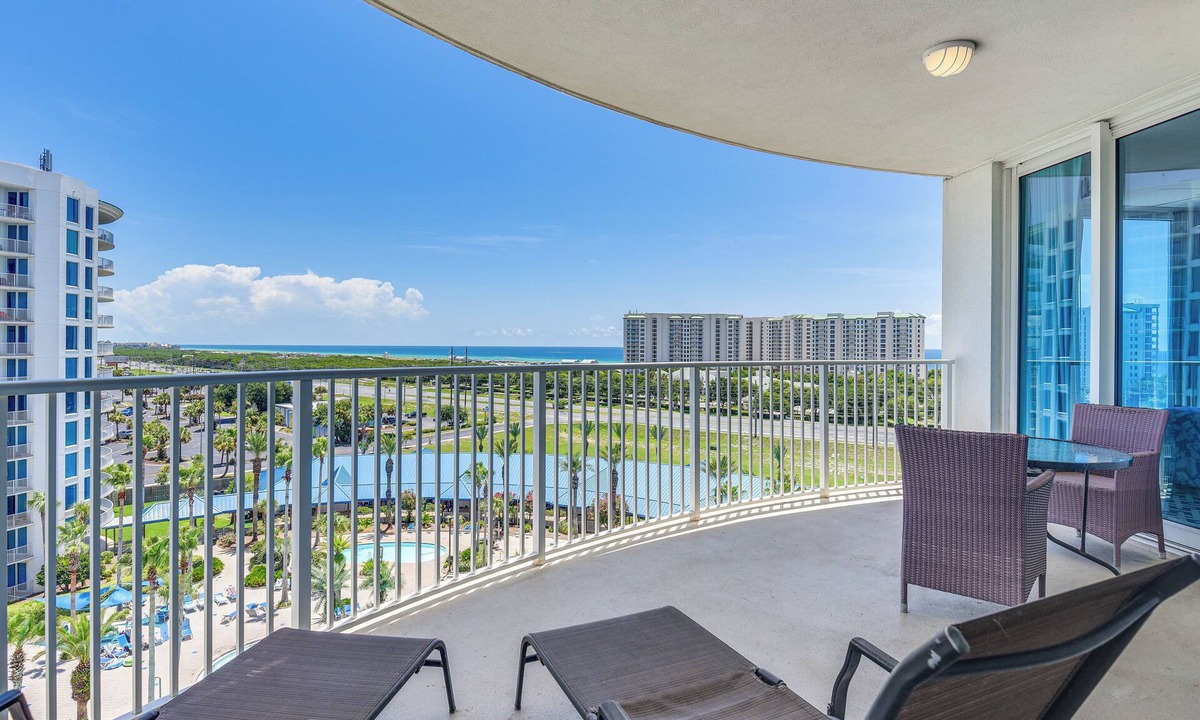 Indian Bayou Condo | Destin Resort Condo w/Pool + Beach Shuttle!