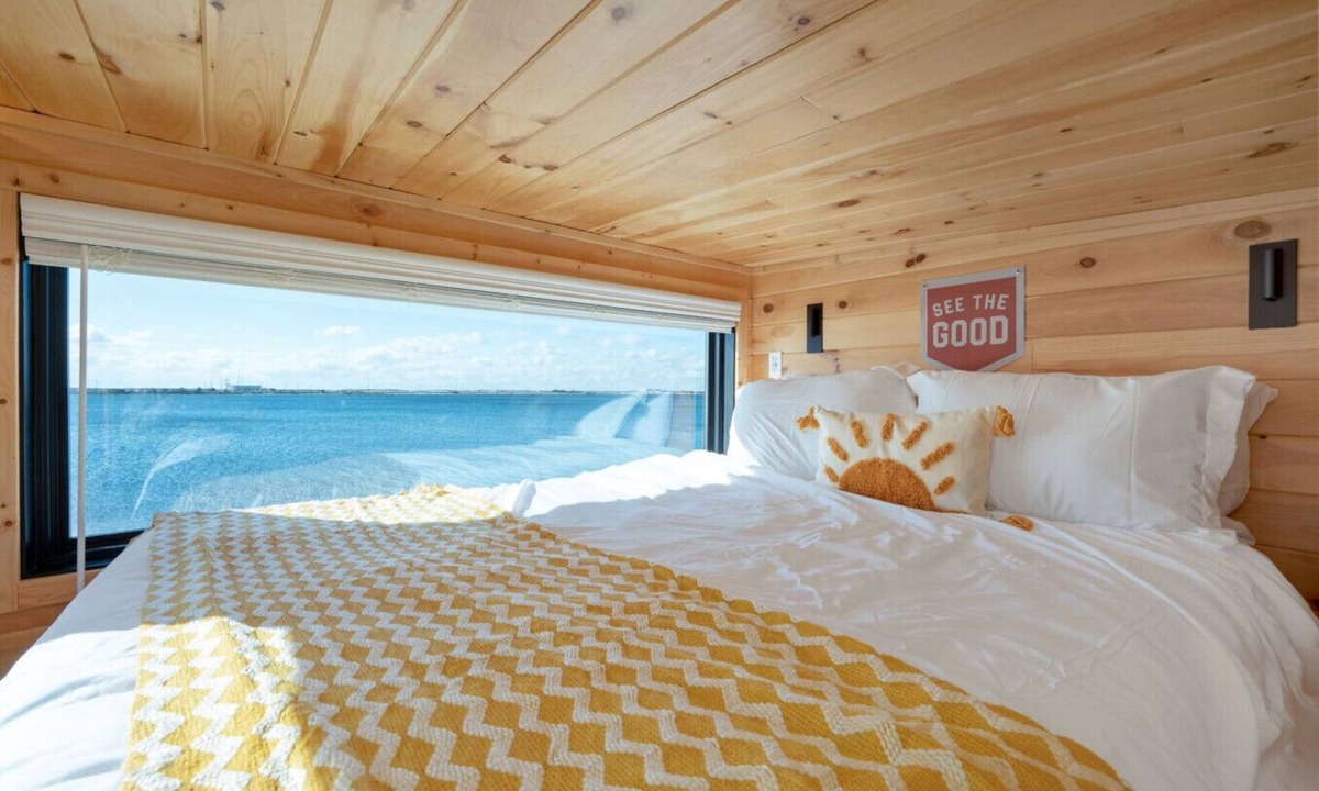 Mary Esther Cabin | Direct Waterfront Cabin | Sunset Views | #7