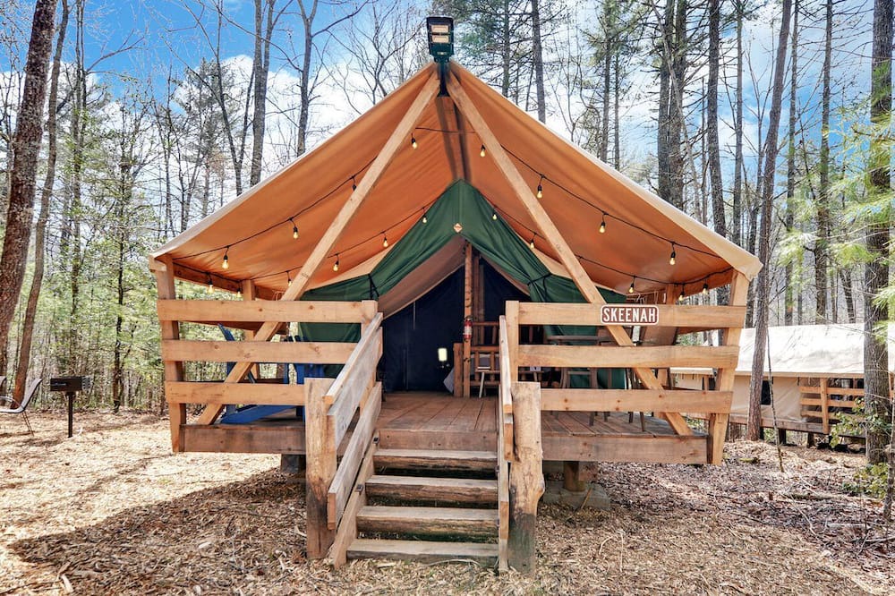 Suches RV Rental | Discover the Best Glamping in Georgia with a Stay in This Safari Tent