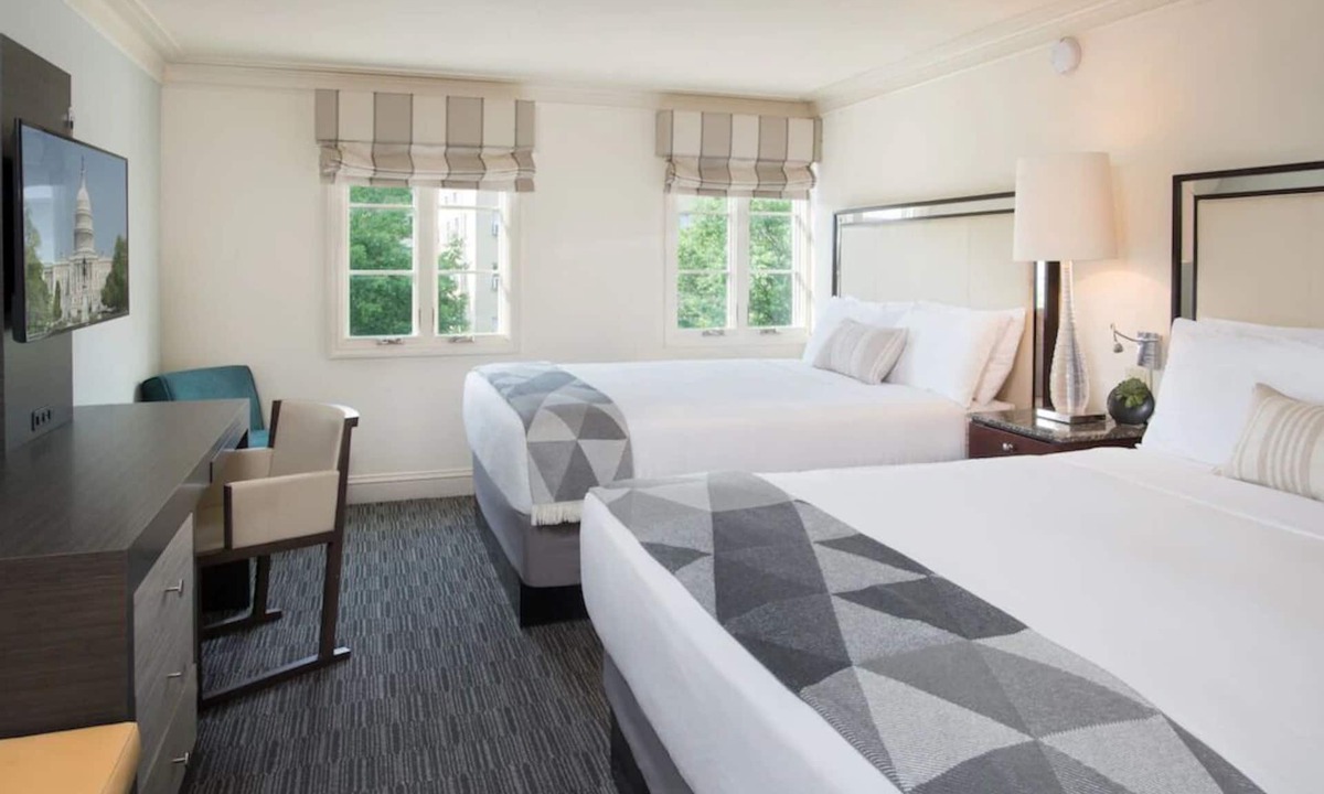 Kalorama Heights Hotel | Discover Washington | 2 Posh Pet-Friendly Units | 1.4 Miles to Tudor Place