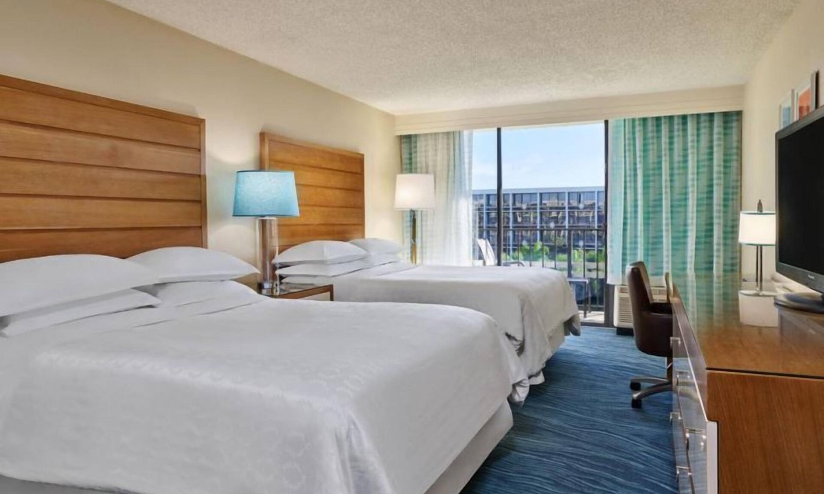 Florida Central Atlantic Coast Resort | DISNEY GROUP GETAWAY! 4 Amazing Side By Side Units, Heated Pool, Hot Tub